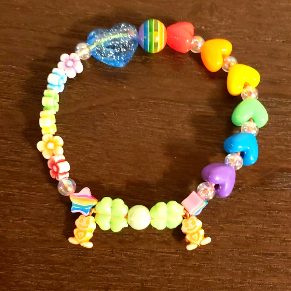 Home made bead bracelet: Rainbow Frogs
